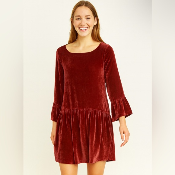 Madewell Womens Dress Size M Velvet Bell Sleeve Dress Red Knee Length - Picture 1 of 8